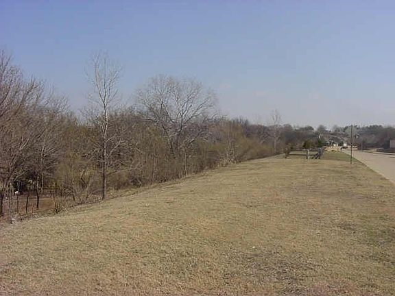 3rd image of 1756 Babbling Brook Dr