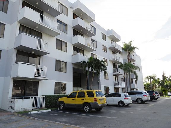 3rd image of 8251 NW 8th St APT 317