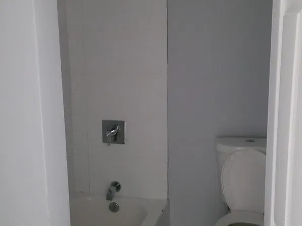 74 Baldwin Ave #2R, Newark, NJ 07108