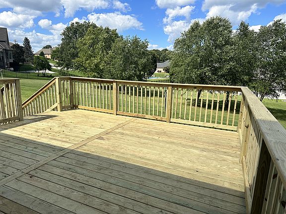 5th image of 1704 Saint Ives Blvd