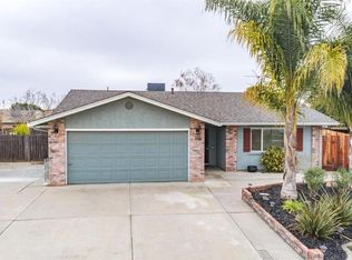 355 Almond Ct, Ripon, CA 95366