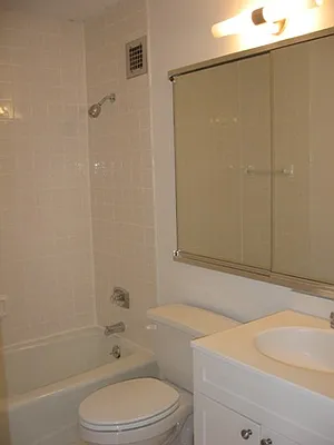 Rented by Realty Operations Group | media 5