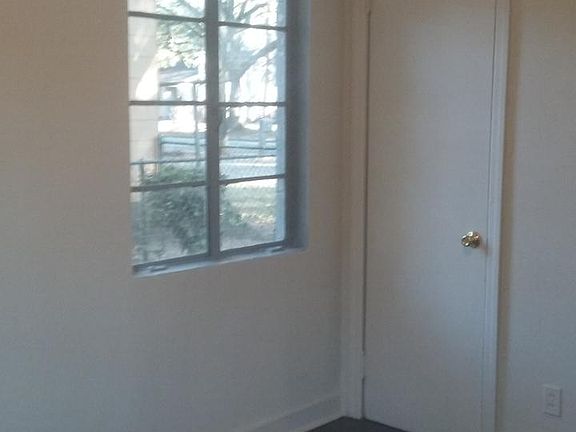 2nd image of 1311 Avalon Ave