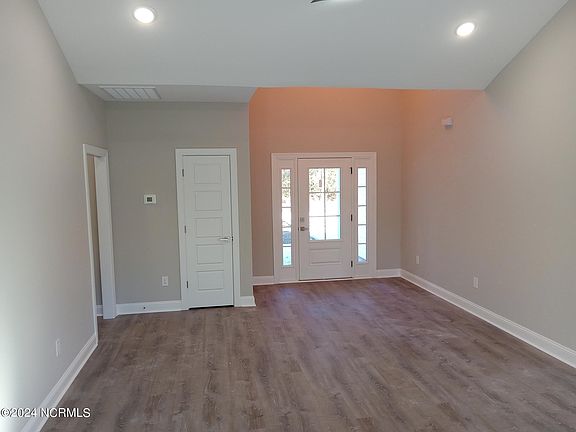 2nd image of 513 Leatherwood Drive NW