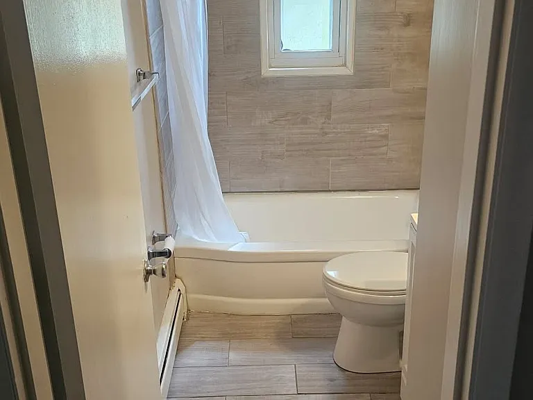 2866 Montana Ave #2 — Photo 9