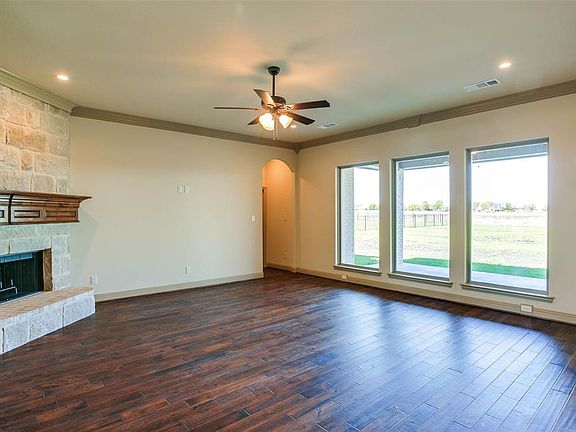 4th image of 12187 Briargrove Ln