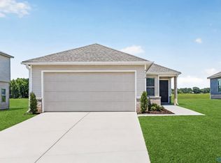 4314 Foxwood Dr, Decatur, AL 35603