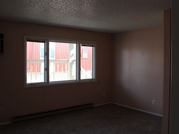 3rd image of 2315 15th Ave S APT 11