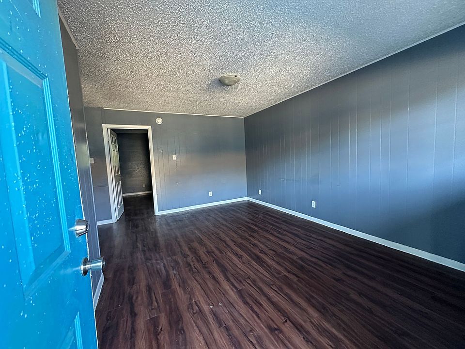 1st image of 1302 Harris Ave #77