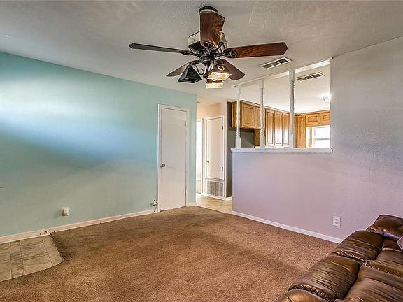 5th image of 114 NE Moody St