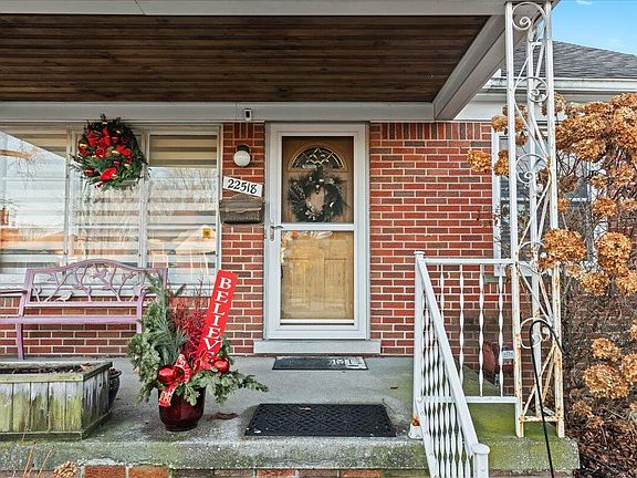4th image of 22518 Doremus St