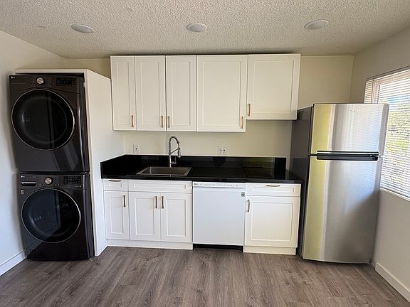3rd image of 850 Camino Pescadero #205