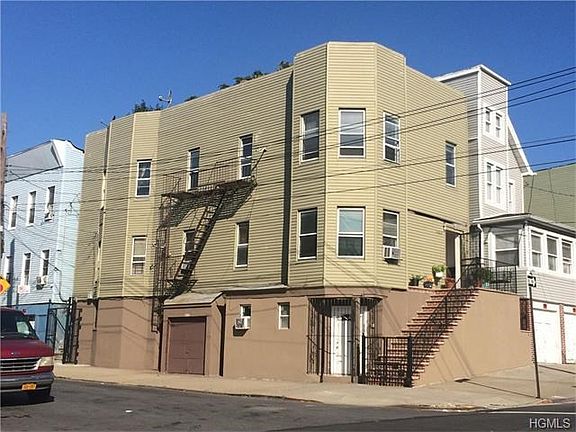 2nd image of 1463 Saint Lawrence Ave