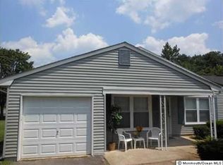 1 Nautilus Dr, Brick, NJ 08723