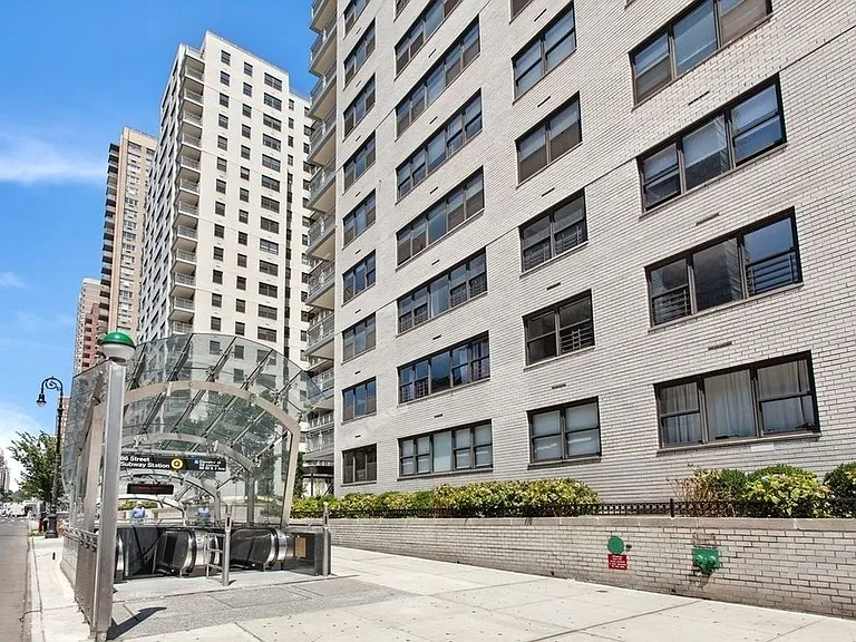 305 E 86th St #3NE — Photo 28