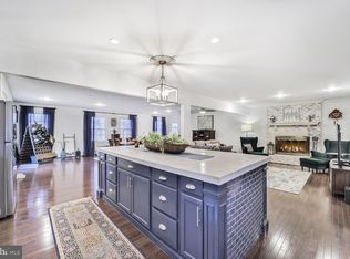 1200 Viking Dr N, Arnold, MD 21012