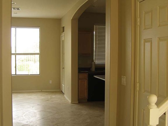 3rd image of 3099 S Southwind Dr