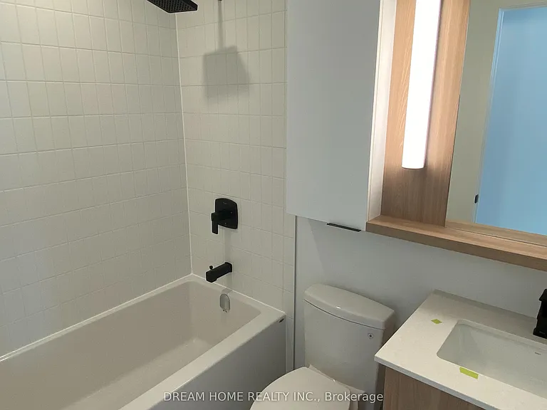 5 Defries St #911 — Photo 11