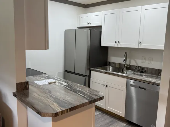 11 Quails Run Blvd, Englewood, FL