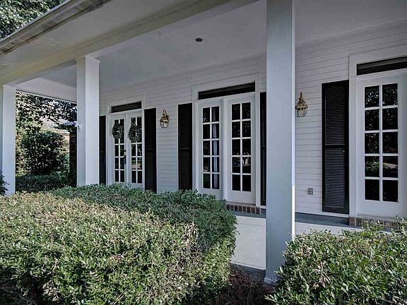 4th image of 209 Glenwood Dr