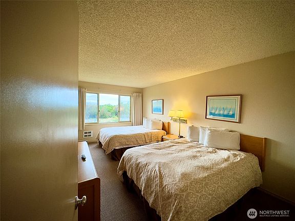 5th image of 615 Ocean Shores Boulevard NW #213