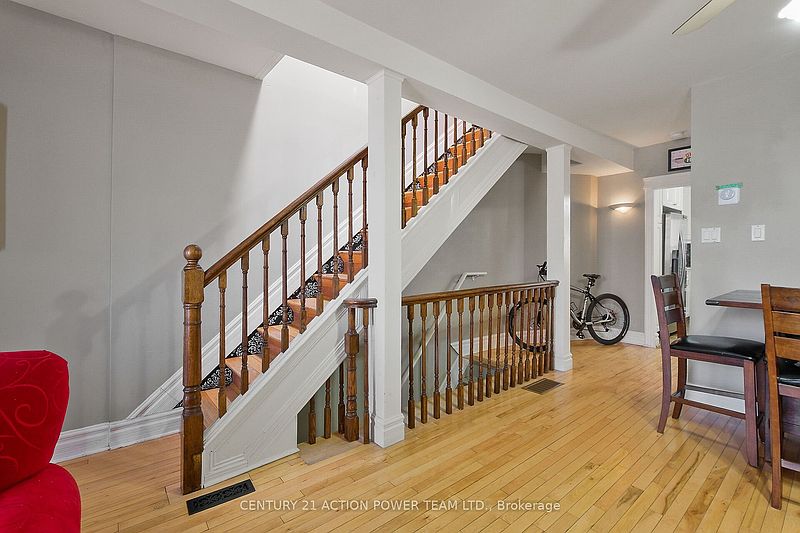 Ottawa House for rent - 4 Bedrooms — photo 15