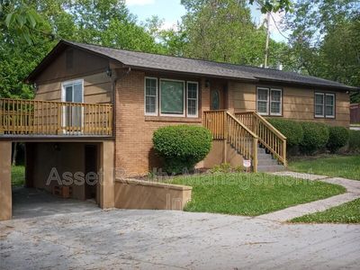 3500 Whittle Springs Rd, Knoxville, TN, 37917