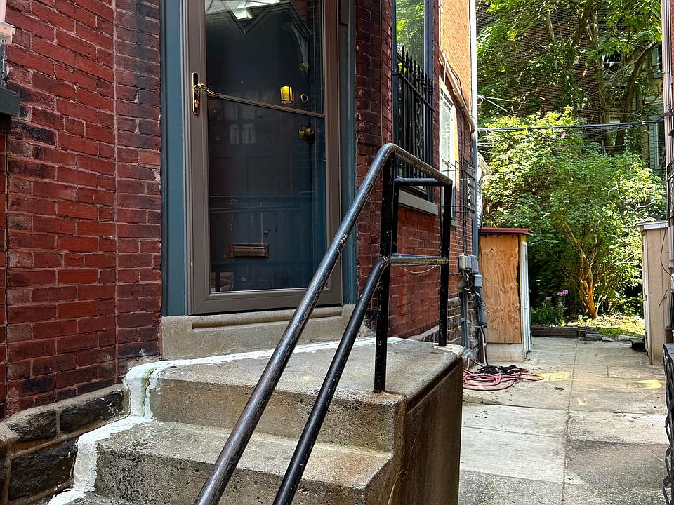 1st image of 4619 Spruce St #1R