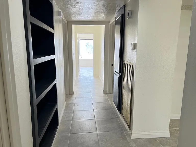 13850 Dahlgren Dr — Photo 13