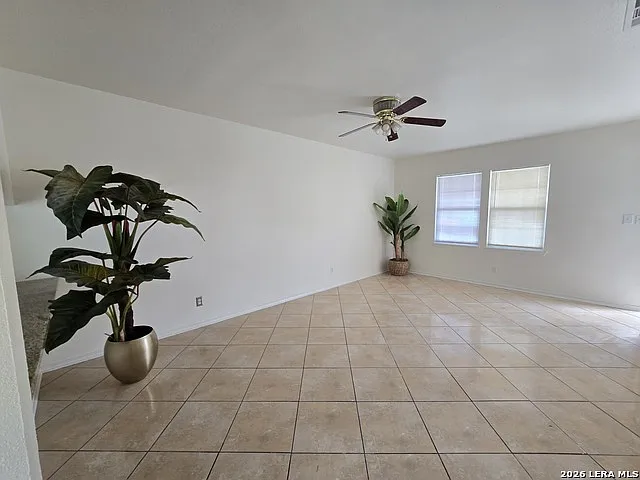 1803 White Magnolia — Photo 6