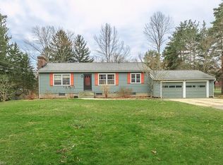 9096 Martin Rd, Kirtland, OH 44094