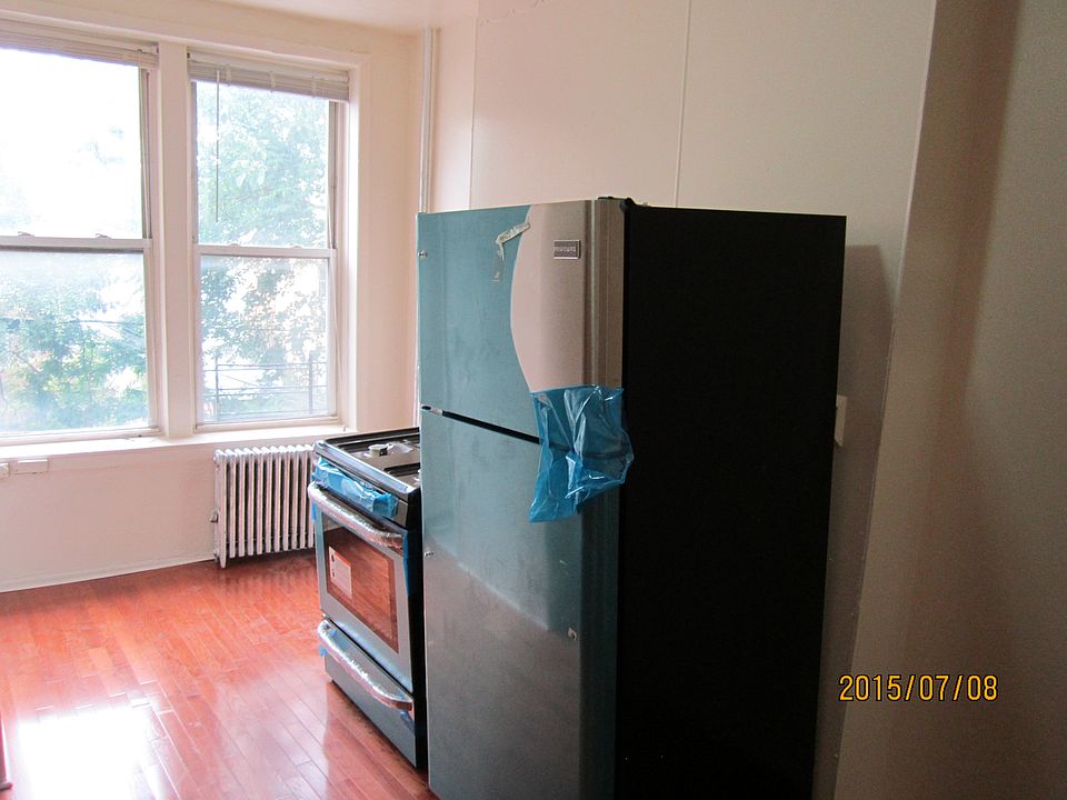 1st image of 2300 Atlantic Ave APT 4L
