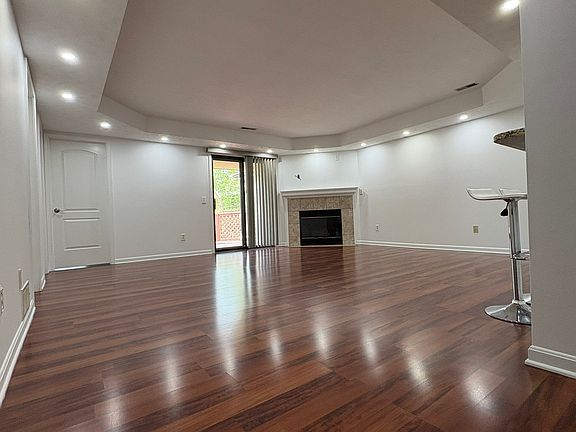 4th image of 8615 Scenicview Dr APT 204