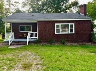 59 E Cork St, Ware Shoals, SC 29692