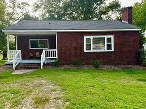 59 E Cork St, Ware Shoals, SC 29692