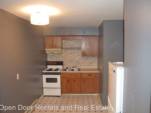 3rd image of 411 E Quincy St APT 201