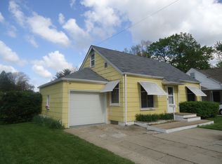 1500 64th St, Windsor Heights, IA 50324