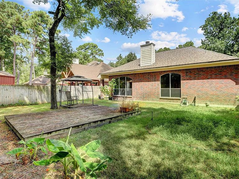 35 Tranquil Glade Pl — Photo 27