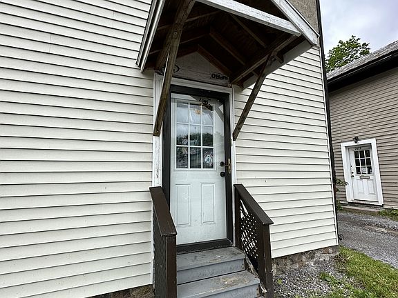 5th image of 2519 Genesee St #11552799
