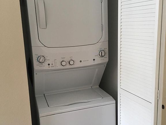 Washer & dryer