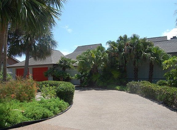 2nd image of 1888 Bay Shore Dr