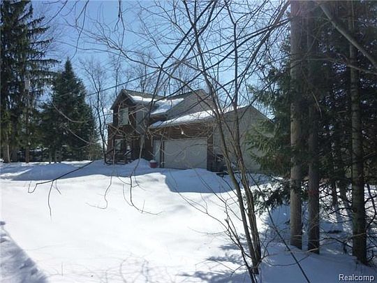 2nd image of 637 Candela Dr