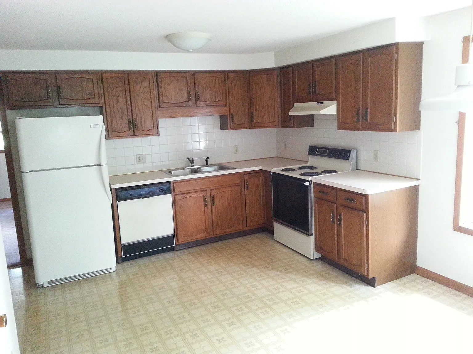 1 bed, 800 sqft, $825 — Photo 2