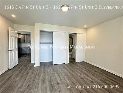 1615 E 47th St #2 — Photo 11