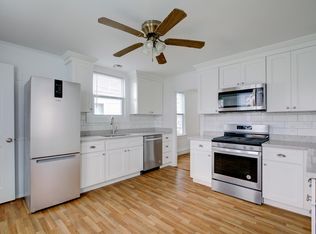 33 3rd St #2, Newport, RI 02840