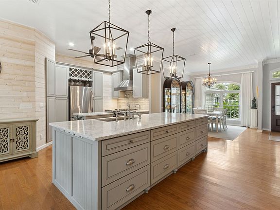 5th image of 2813 Ocean Mist Dr