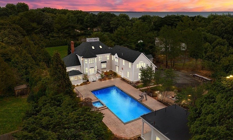10 W Rockland Farm, Dartmouth, MA 02748 Zillow