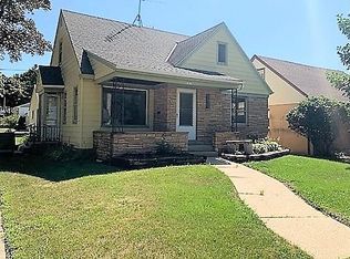 2876 N 91st St, Milwaukee, WI 53222