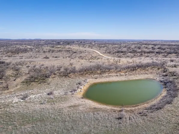 821 Private Road 4901, Goldsboro, TX 79519