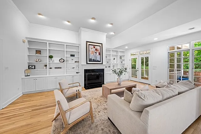 42 Cheswick Pl — Photo 12